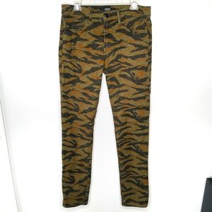 Hudson AXL Skinny Fit Tiger Camo Print Green Pants Womens 34 M715ZTWR